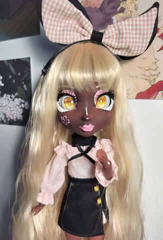Namika (faceup, blushing, airbrushing, sculpting)